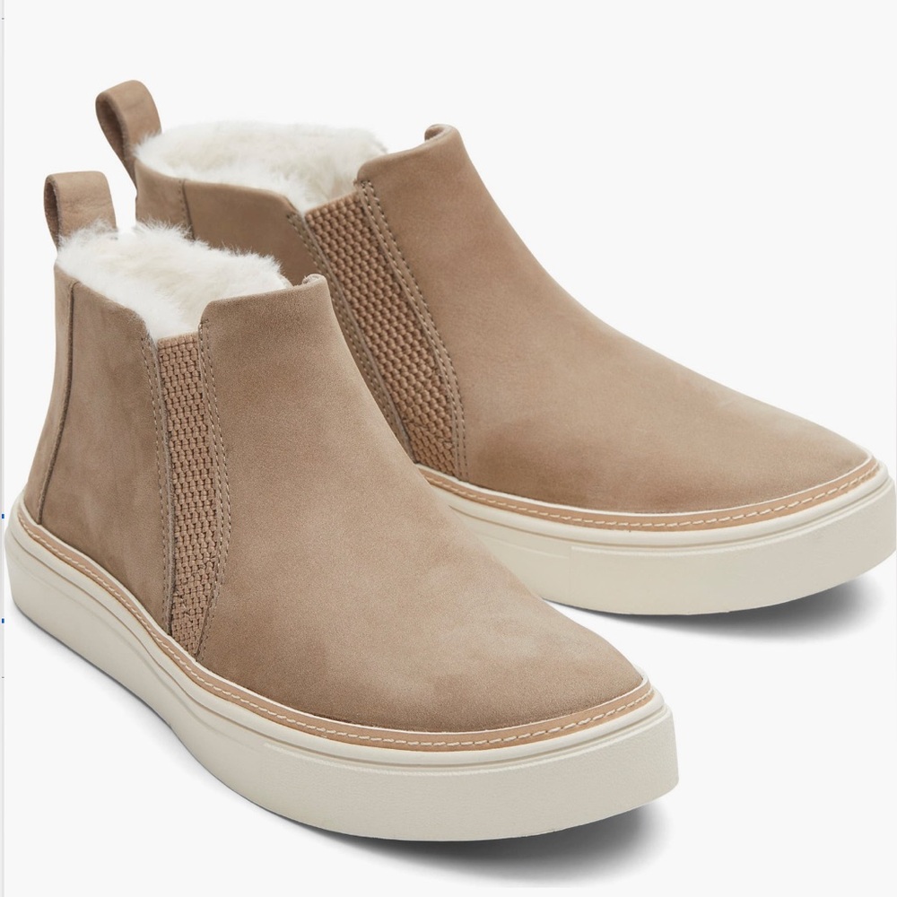 !NEW! Women’s Tan Suede Slip-On Sneaker Boot
